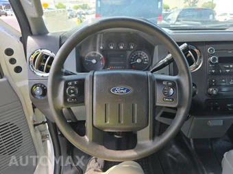 2012 Ford Super Duty F-250 XL Crew Cab Long Bed - miniatura 10