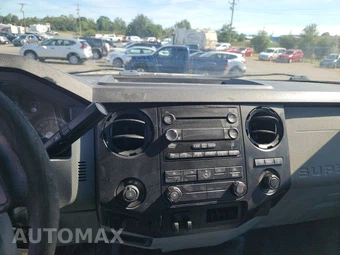 2012 Ford Super Duty F-250 XL Crew Cab Long Bed - miniatura 11