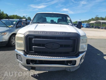 2012 Ford Super Duty F-250 XL Crew Cab Long Bed - miniatura 2