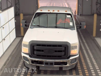 2012 Ford Super Duty F-250 XL Extended Cab Medium Bed w/Rear Doors - miniatura 2