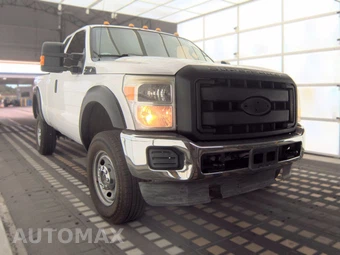 2012 Ford Super Duty F-250 XL Extended Cab Medium Bed w/Rear Doors - miniatura 3