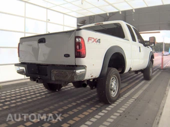 2012 Ford Super Duty F-250 XL Extended Cab Medium Bed w/Rear Doors - miniatura 4
