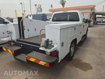 2012 Ford Super Duty F-250 XL Regular Cab Long Bed - miniatura 3
