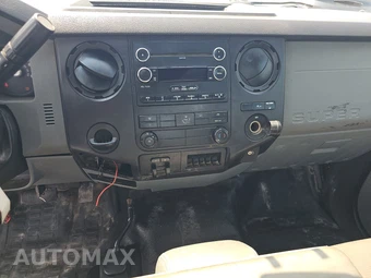 2012 Ford Super Duty F-250 XL Regular Cab Long Bed - miniatura 11