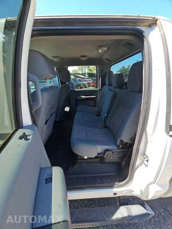 2012 Ford Super Duty F-250 XLT Crew Cab Long Bed - miniatura 10