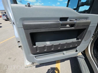 2012 Ford Super Duty F-250 XLT Crew Cab Medium Bed – miniatura 9