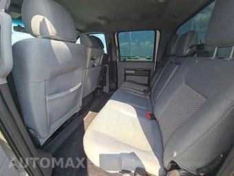 2012 Ford Super Duty F-250 XLT Crew Cab Medium Bed - miniatura 13