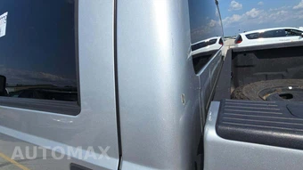 2012 Ford Super Duty F-250 XLT Crew Cab Medium Bed - miniatura 23