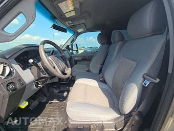 2012 Ford Super Duty F-250 XLT Crew Cab Medium Bed - miniatura 7