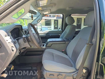 2012 Ford Super Duty F-250 XLT Crew Cab Medium Bed - miniatura 3