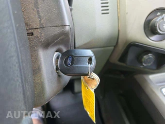 2012 Ford Super Duty F-250 XLT Crew Cab Medium Bed - miniatura 5