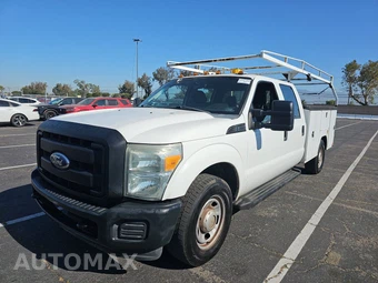 2012 Ford Super Duty F-350 Cab Chassis XL Crew Cab