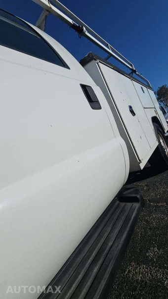 2012 Ford Super Duty F-350 Cab Chassis XL Crew Cab - miniatura 25