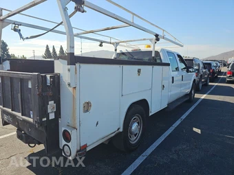 2012 Ford Super Duty F-350 Cab Chassis XL Crew Cab - miniatura 4