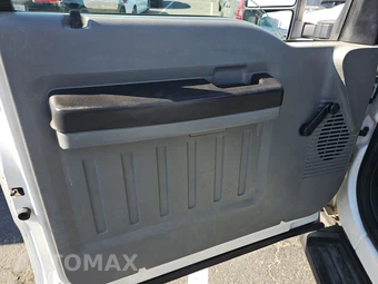 2012 Ford Super Duty F-350 Cab Chassis XL Crew Cab - miniatura 9