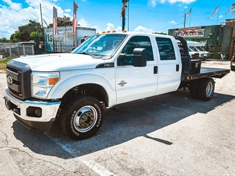 2012 Ford Super Duty F-350 Cab Chassis XL Crew Cab DRW - miniatura 2