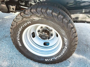 2012 Ford Super Duty F-350 Cab Chassis XL Crew Cab DRW - miniatura 23