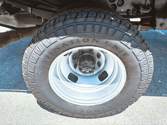 2012 Ford Super Duty F-350 Cab Chassis XL Crew Cab DRW - miniatura 24