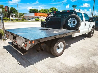 2012 Ford Super Duty F-350 Cab Chassis XL Crew Cab DRW - miniatura 6