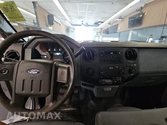2012 Ford Super Duty F-350 Cab Chassis XL Regular Cab DRW - miniatura 4
