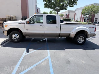 2012 Ford Super Duty F-350 King Ranch Crew Cab Long Bed DRW - miniatura 10