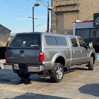 2012 Ford Super Duty F-350 Lariat Crew Cab Medium Bed - miniatura 8