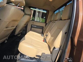 2012 Ford Super Duty F-350 Lariat Crew Cab Medium Bed - miniatura 13