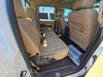 2012 Ford Super Duty F-350 Lariat Crew Cab Medium Bed - miniatura 16
