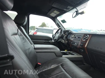 2012 Ford Super Duty F-350 Lariat Crew Cab Medium Bed - miniatura 8