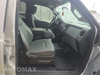 2012 Ford Super Duty F-350 XL Crew Cab Long Bed DRW - miniatura 8