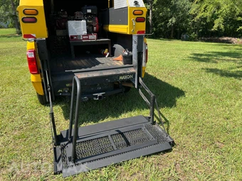 2012 Ford Super Duty F-350 XL Regular Cab Long Bed - miniatura 9