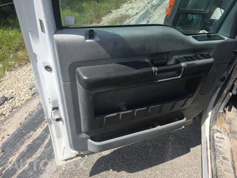2012 Ford Super Duty F-350 XLT Crew Cab Long Bed - miniatura 9