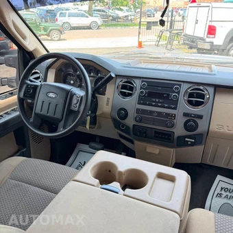 2012 Ford Super Duty F-350 XLT Crew Cab Medium Bed - miniatura 12