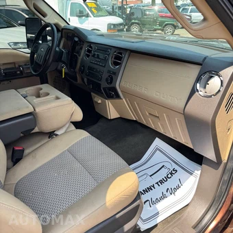 2012 Ford Super Duty F-350 XLT Crew Cab Medium Bed - miniatura 15