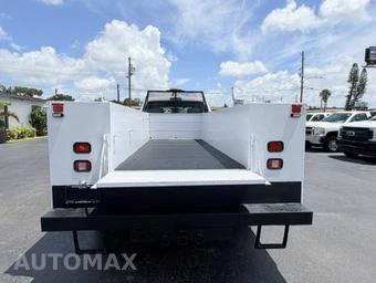 2012 Ford Super Duty F-450 Cab Chassis XL Crew Cab DRW - miniatura 7