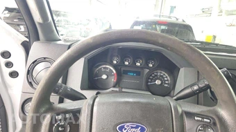 2012 Ford Super Duty F-450 Cab Chassis XL Regular Cab DRW - miniatura 6