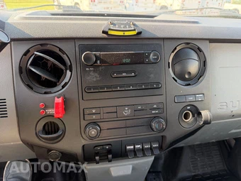 2012 Ford Super Duty F-450 Cab Chassis XL Regular Cab DRW - miniatura 19
