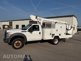 2012 Ford Super Duty F-450 Cab Chassis XL Regular Cab DRW - miniatura 2