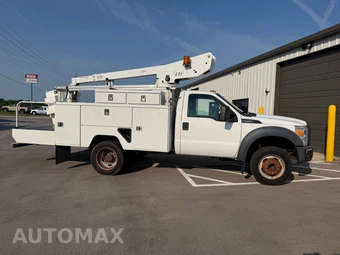 2012 Ford Super Duty F-450 Cab Chassis XL Regular Cab DRW - miniatura 5