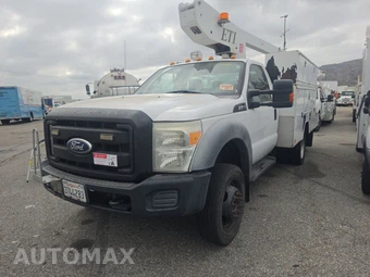 2012 Ford Super Duty F-450 Cab Chassis XL Regular Cab DRW