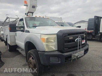 2012 Ford Super Duty F-450 Cab Chassis XL Regular Cab DRW - miniatura 3