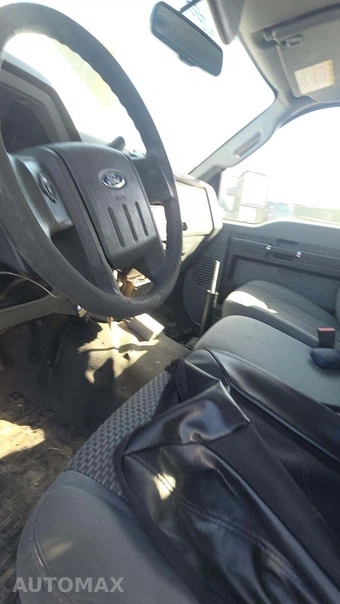 2012 Ford Super Duty F-450 Cab Chassis XL Regular Cab DRW - miniatura 34