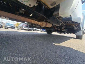 2012 Ford Super Duty F-450 Cab Chassis XL Regular Cab DRW – miniatura 16