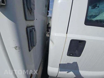 2012 Ford Super Duty F-450 Cab Chassis XL Regular Cab DRW – miniatura 27
