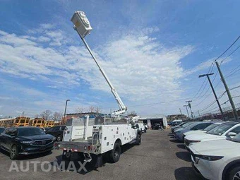 2012 Ford Super Duty F-450 Cab Chassis XL Regular Cab DRW – miniatura 33