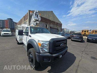 2012 Ford Super Duty F-450 Cab Chassis XL Regular Cab DRW – miniatura 4