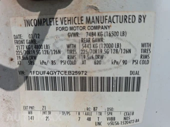2012 Ford Super Duty F-450 Cab Chassis XL Regular Cab DRW - miniatura 11