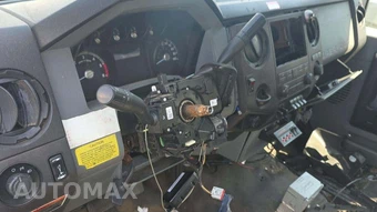 2012 Ford Super Duty F-450 Cab Chassis XL Regular Cab DRW - miniatura 8