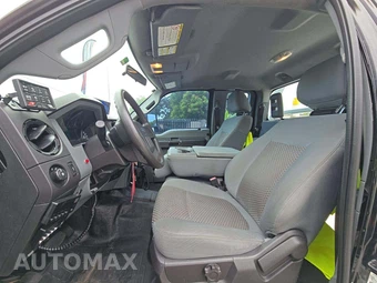 2012 Ford Super Duty F-550 Cab Chassis XL Extended Cab w/Rear Doors DRW - miniatura 3
