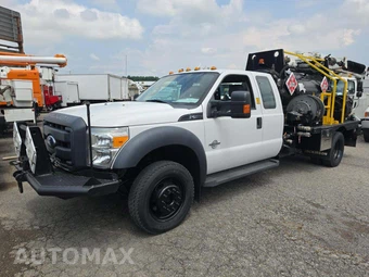 2012 Ford Super Duty F-550 Cab Chassis XL Extended Cab w/Rear Doors DRW
